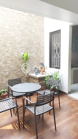 Rumah Luxury Modern Tanpa Renovasi di Graha Raya Tangerang Rumah Luxury Modern Tanpa Renovasi di Graha Raya Tangerang