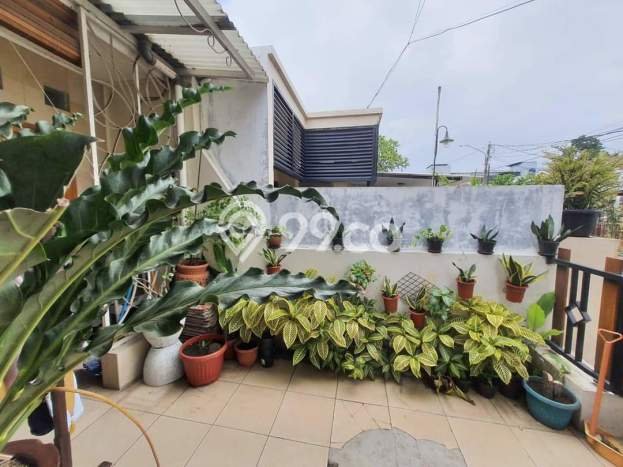 Rumah Modern 3 KT LT 112m2 di Graha Raya Rumah Modern 3 KT LT 112m2 di Graha Raya