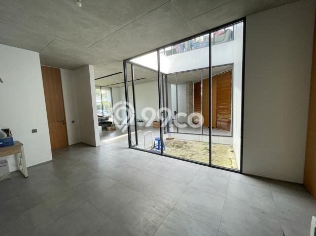 Dijual Rumah Hook 2 Lantai Bangunan Baru Emerald Bintaro Dijual Rumah Hook 2 Lantai Bangunan Baru Emerald Bintaro