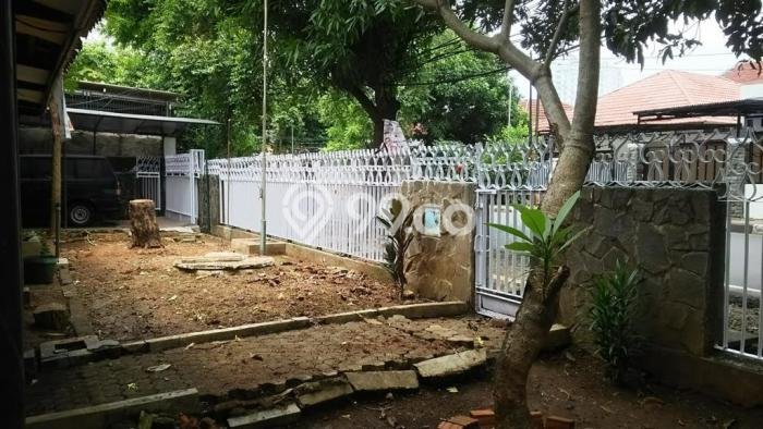 Siap Huni Hunian Elit 6 Kamar di Cempaka Putih Dekat ke Mana Saja Siap Huni Hunian Elit 6 Kamar di Cempaka Putih Dekat ke Mana Saja