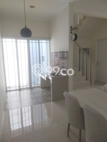Jual Rumah Strategis Bagus Punya 2 KT di Setu Tangerang Selatan SHM Jual Rumah Strategis Bagus Punya 2 KT di Setu Tangerang Selatan SHM