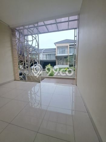 Rumah Elit Modern Siap Huni di Bintaro Jakarta Selatan Rumah Elit Modern Siap Huni di Bintaro Jakarta Selatan