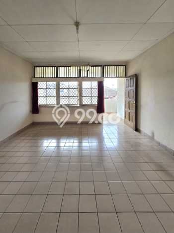 Jual Rumah Mewah Elegan Dengan View Cantik di Sektor 1 - Bintaro, Jakarta Selatan Jual Rumah Mewah Elegan Dengan View Cantik di Sektor 1 - Bintaro, Jakarta Selatan