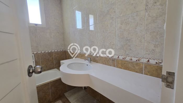 Ready to Use! Premium House LT 300m2 Desain Modern di Sutera Onix Alam Sutera Ready to Use! Premium House LT 300m2 Desain Modern di Sutera Onix Alam Sutera
