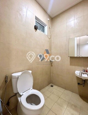 Rumah Luas Asri 5 KT Siap Huni di Graha Raya Tangerang Rumah Luas Asri 5 KT Siap Huni di Graha Raya Tangerang