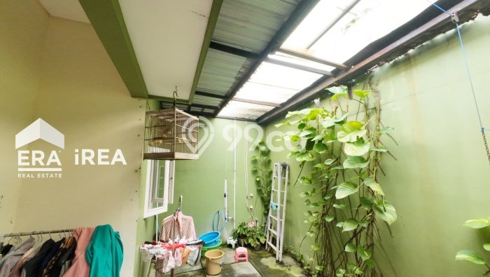 Rumah Strategis Modern Lb 160m2 di Colomadu, Karanganyar Rumah Strategis Modern Lb 160m2 di Colomadu, Karanganyar