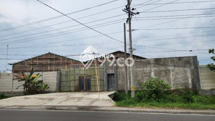 Area Strategis! Disewakan Gudang Lokasi Jaten, Karanganyar Cocok untuk Bisnis Area Strategis! Disewakan Gudang Lokasi Jaten, Karanganyar Cocok untuk Bisnis