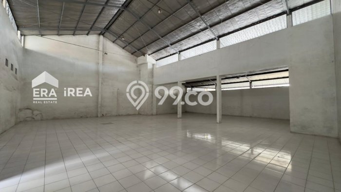 Gudang bagus disewakan di Gatak Sukoharjo dengan LB 400m2 harga sewa terbaik Gudang bagus disewakan di Gatak Sukoharjo dengan LB 400m2 harga sewa terbaik