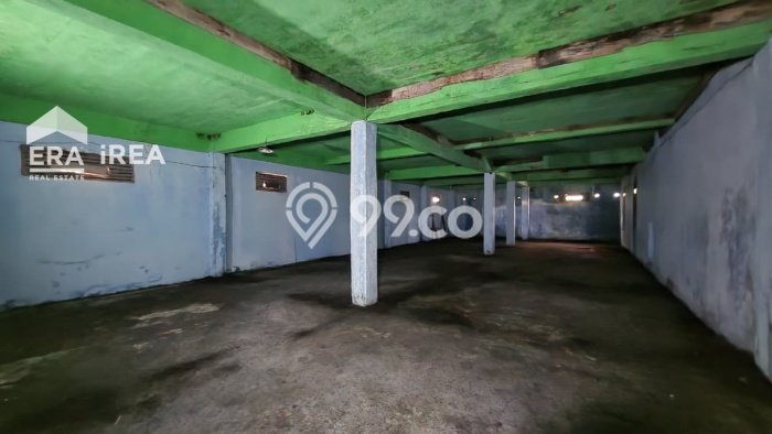 FOR SALE! Komersial di Jaten Karanganyar, LT 824m2, LB 1500m2 FOR SALE! Komersial di Jaten Karanganyar, LT 824m2, LB 1500m2