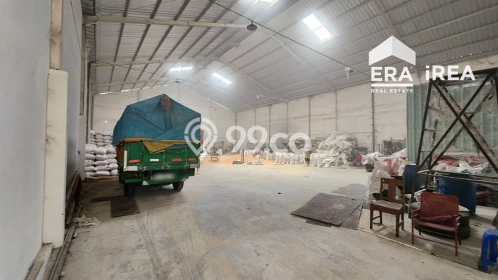 Komersial Bagus LT 1160m2 LB 881m2 Dijual di Gondangrejo Karanganyar Komersial Bagus LT 1160m2 LB 881m2 Dijual di Gondangrejo Karanganyar