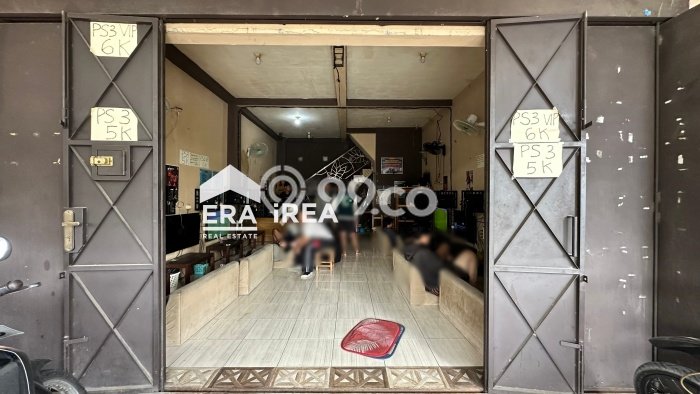 Ruko Dijual Lokasi Emas di Kartasura Luas 106m2 Ruko Dijual Lokasi Emas di Kartasura Luas 106m2