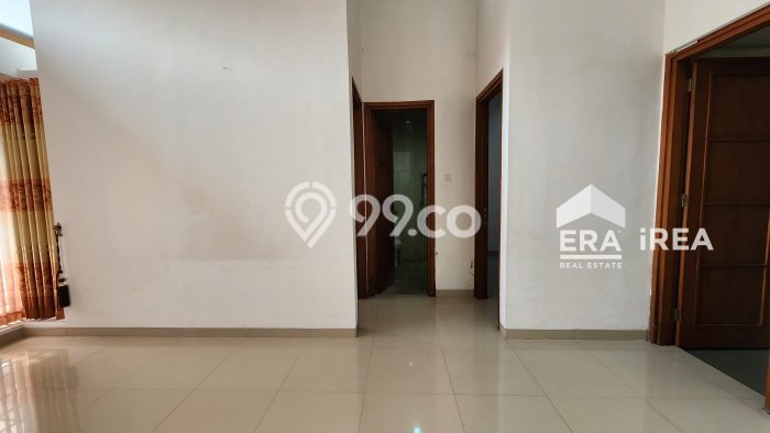 Jual Rumah Bagus Siap Huni LB 100m2 di Kartasura, Sukoharjo Jual Rumah Bagus Siap Huni LB 100m2 di Kartasura, Sukoharjo