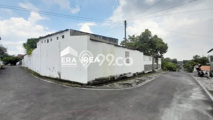 Rumah Strategis Minimalis Lb 200m2 di Gondangrejo, Karanganyar Rumah Strategis Minimalis Lb 200m2 di Gondangrejo, Karanganyar