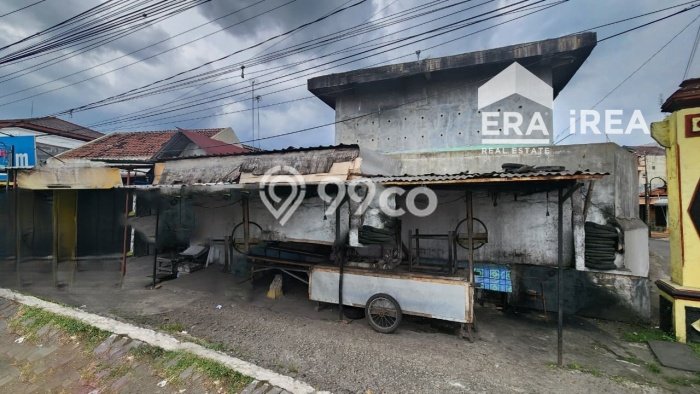 Rumah Eksklusif Siap Huni LT 476m2 di Masaran, Sragen Rumah Eksklusif Siap Huni LT 476m2 di Masaran, Sragen