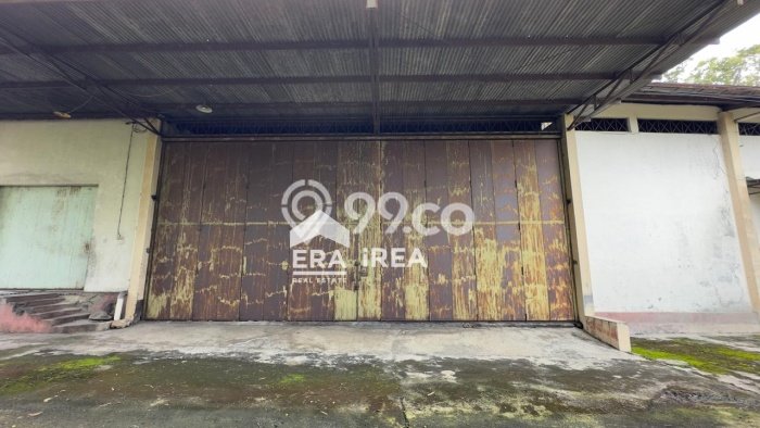 Unit Gudang Disewa Lokasi Gemolong, Sragen Spesifikasi Luas Bangunan 1000m2 Unit Gudang Disewa Lokasi Gemolong, Sragen Spesifikasi Luas Bangunan 1000m2