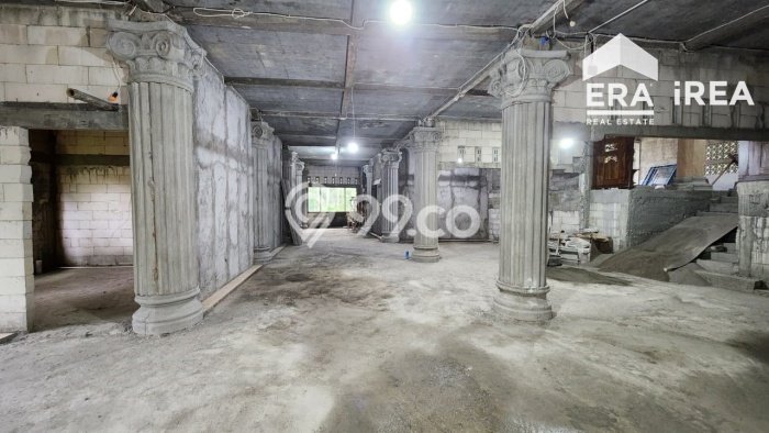 Unit Komersial Dijual di Ampel Boyolali Luas Bangunan 1226m2 Unit Komersial Dijual di Ampel Boyolali Luas Bangunan 1226m2