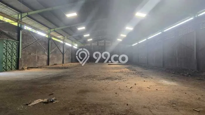 Unit Gudang Disewa Lokasi Kebakkramat, Karanganyar Spesifikasi Luas Bangunan 690m2 Unit Gudang Disewa Lokasi Kebakkramat, Karanganyar Spesifikasi Luas Bangunan 690m2