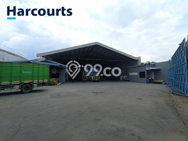 LOKASI PREMIUM! Gudang Kawasan Colomadu, Luas 4476m2m², Area Niaga LOKASI PREMIUM! Gudang Kawasan Colomadu, Luas 4476m2m², Area Niaga