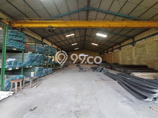 Unit Gudang Disewa Lokasi Jaten, Karanganyar Spesifikasi Luas Bangunan 1100m2 Unit Gudang Disewa Lokasi Jaten, Karanganyar Spesifikasi Luas Bangunan 1100m2