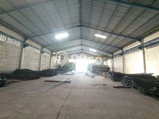Unit Gudang Disewa Lokasi Jaten, Karanganyar Spesifikasi Luas Bangunan 1100m2 Unit Gudang Disewa Lokasi Jaten, Karanganyar Spesifikasi Luas Bangunan 1100m2