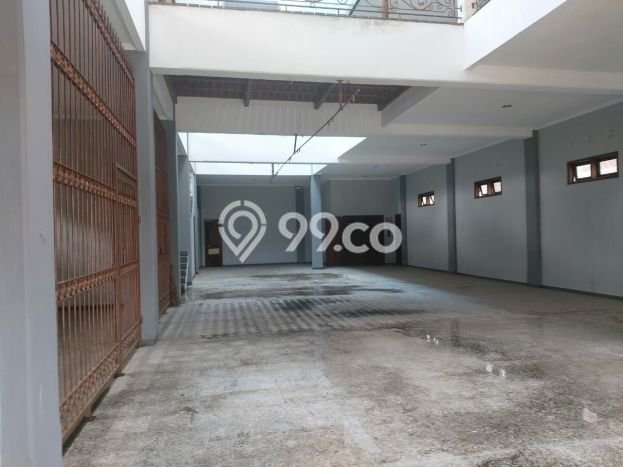 Komersial Dijual di Karanganyar LT 1000m2 & LB 1050m2 Lokasi Terbaik! Komersial Dijual di Karanganyar LT 1000m2 & LB 1050m2 Lokasi Terbaik!