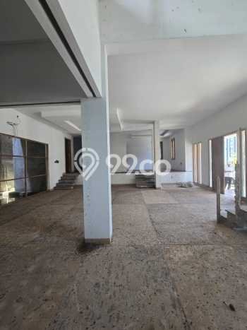 Tanah Kosong Dijual di Karanganyar dengan Area 452m2 Tanah Kosong Dijual di Karanganyar dengan Area 452m2