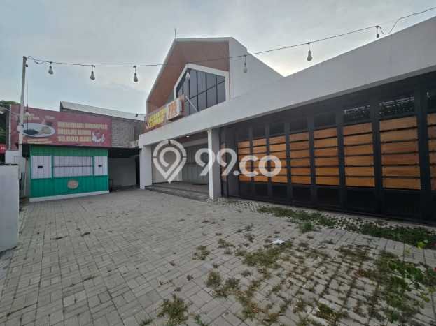 HUNIAN PILIHAN! Rumah kawasan Mojolaban, 4 KM, Lingkungan Strategis, LT 473m2m² Bangunan 430m2m² HUNIAN PILIHAN! Rumah kawasan Mojolaban, 4 KM, Lingkungan Strategis, LT 473m2m² Bangunan 430m2m²