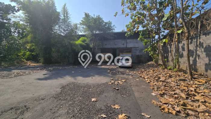 Unit Gudang Disewa Lokasi Kebakkramat, Karanganyar Spesifikasi Luas Bangunan 690m2 Unit Gudang Disewa Lokasi Kebakkramat, Karanganyar Spesifikasi Luas Bangunan 690m2