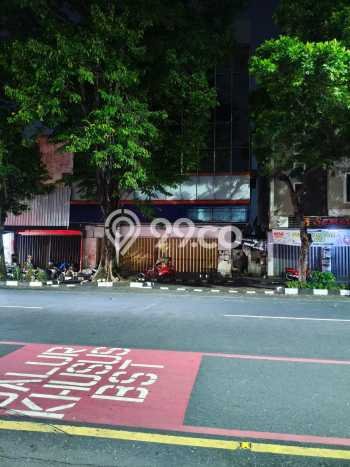Ruko Disewa di Slamet Riyadi, Solo, LT 261m2 / LB 773m2 Ruko Disewa di Slamet Riyadi, Solo, LT 261m2 / LB 773m2