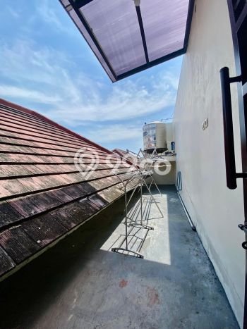 Lokasi strategis! Rumah siap huni disewakan di Kartasura LB 200m2 Lokasi strategis! Rumah siap huni disewakan di Kartasura LB 200m2