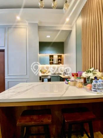 Lokasi strategis! Rumah siap huni disewakan di Kartasura LB 200m2 Lokasi strategis! Rumah siap huni disewakan di Kartasura LB 200m2