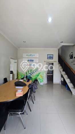 Area Strategis! Disewakan Ruko Lokasi Laweyan, Solo Cocok untuk Bisnis Area Strategis! Disewakan Ruko Lokasi Laweyan, Solo Cocok untuk Bisnis