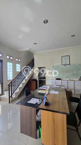 Area Strategis! Disewakan Ruko Lokasi Laweyan, Solo Cocok untuk Bisnis Area Strategis! Disewakan Ruko Lokasi Laweyan, Solo Cocok untuk Bisnis