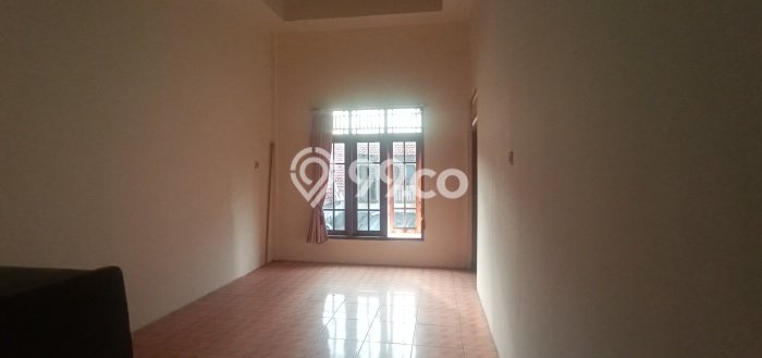 Dijual Cepat Rumah Bagus Siap Huni LB 110m2 di Laweyan, Solo Dijual Cepat Rumah Bagus Siap Huni LB 110m2 di Laweyan, Solo