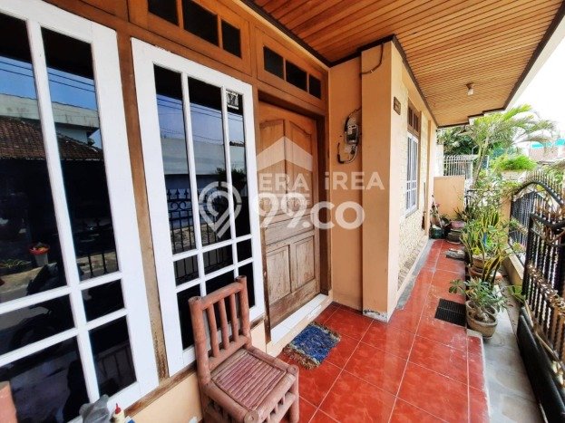 Dijual Rumah Strategis Bagus Punya 5 KT di Jebres Surakarta SHM Dijual Rumah Strategis Bagus Punya 5 KT di Jebres Surakarta SHM