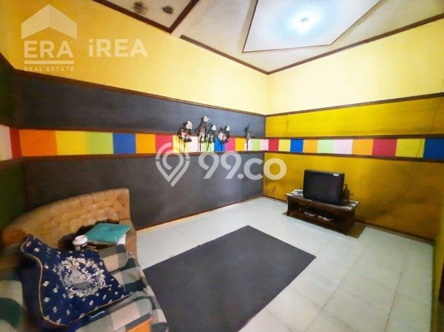 Dijual Rumah Strategis Bagus Punya 5 KT di Jebres Surakarta SHM Dijual Rumah Strategis Bagus Punya 5 KT di Jebres Surakarta SHM