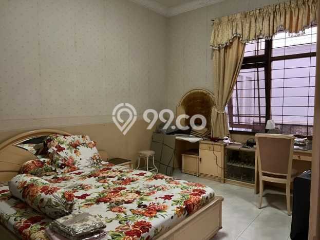 Rumah kawasan Jebres, Surakarta, Luas 341m² LB 300m² Rumah kawasan Jebres, Surakarta, Luas 341m² LB 300m²