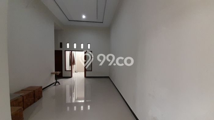 Jual Rumah Bagus Siap Huni LB 75m2 di Colomadu, Karanganyar Jual Rumah Bagus Siap Huni LB 75m2 di Colomadu, Karanganyar