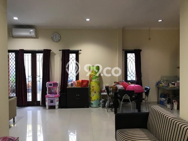Hunian Elit LB 120m2 Siap Huni Desain Elegan di Kartosuro, Sukoharjo Hunian Elit LB 120m2 Siap Huni Desain Elegan di Kartosuro, Sukoharjo