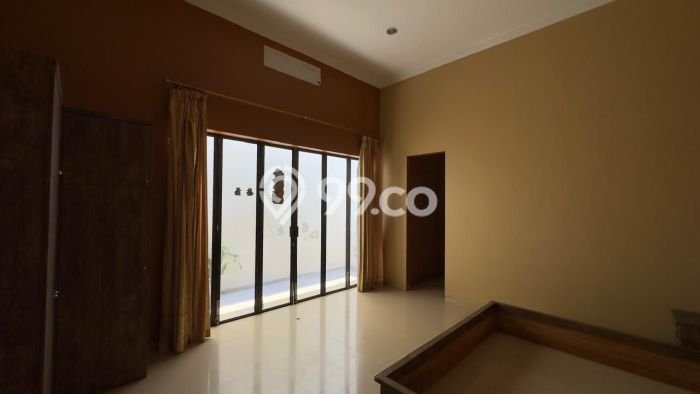 Rumah Eksklusif Dijual LT 198m2 di Banjarsari, Surakarta Rumah Eksklusif Dijual LT 198m2 di Banjarsari, Surakarta