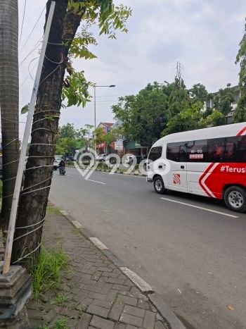 Unit Komersial Dijual di Semarang Timur Semarang Luas Tanah 650m2, Luas Bangunan 750m2 Unit Komersial Dijual di Semarang Timur Semarang Luas Tanah 650m2, Luas Bangunan 750m2