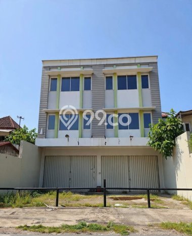 Ruko Paling Dicari LB 250m2 Dijual di Semarang Tengah Ruko Paling Dicari LB 250m2 Dijual di Semarang Tengah