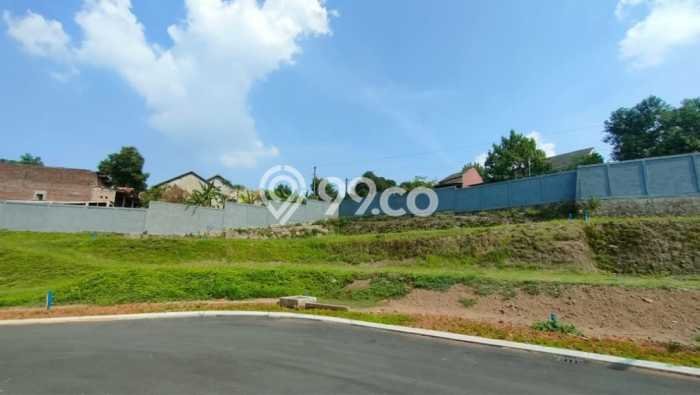 Tanah Investasi Dijual di Semarang Punya Luas 256m2 Tanah Investasi Dijual di Semarang Punya Luas 256m2