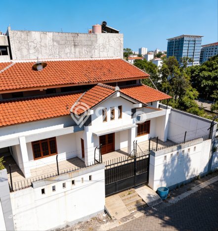 Kost untuk Dijual di Simpang Lima Punya 15 Kamar Kost untuk Dijual di Simpang Lima Punya 15 Kamar