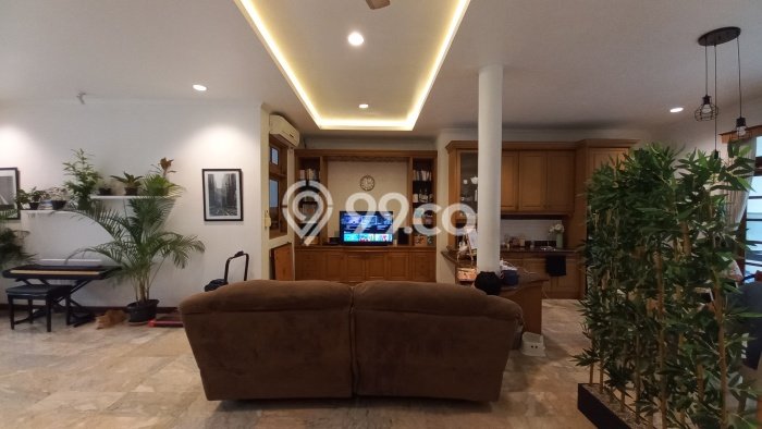 Hunian Elit LB 200m2 Siap Pakai Desain Elegan di Cipete, Jakarta Selatan Hunian Elit LB 200m2 Siap Pakai Desain Elegan di Cipete, Jakarta Selatan
