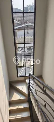 Hunian Cantik Modern Lb 135m2 di Cinere, Depok Hunian Cantik Modern Lb 135m2 di Cinere, Depok
