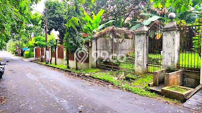 Tanah Dijual di Jakarta Selatan Seluas 220m2 Strategis Tanah Dijual di Jakarta Selatan Seluas 220m2 Strategis