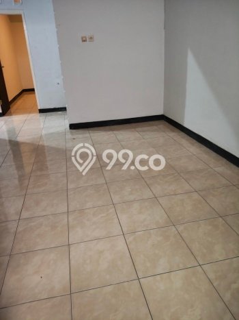 Disewakan! Rumah 2 Kamar Tidur &
1 Kamar Mandi di Gandaria, Jakarta Selatan Disewakan! Rumah 2 Kamar Tidur &
1 Kamar Mandi di Gandaria, Jakarta Selatan