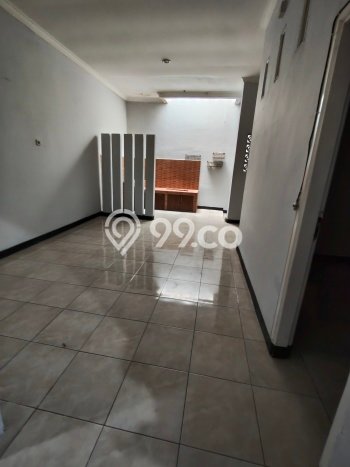 Disewakan! Rumah 2 Kamar Tidur &
1 Kamar Mandi di Gandaria, Jakarta Selatan Disewakan! Rumah 2 Kamar Tidur &
1 Kamar Mandi di Gandaria, Jakarta Selatan