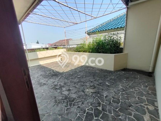 Rumah Mewah Dijual LT 386m2 di Cinere, Depok Rumah Mewah Dijual LT 386m2 di Cinere, Depok